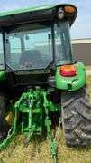 JOHN DEERE TRACTOR 5075E