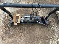 Superwinch Tiger Shark 9500 Winch with Mounting Bar and Hardware