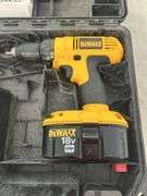 DeWalt 18V Cordless Drill Kit