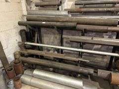 Assorted Metal Pipes & Tubing
