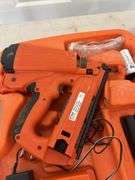 Paslode Cordless 16 Gauge Angled Finish Nailer with Case & Accessories