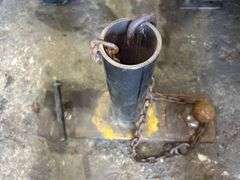 Metal Pole Anchor with Chain