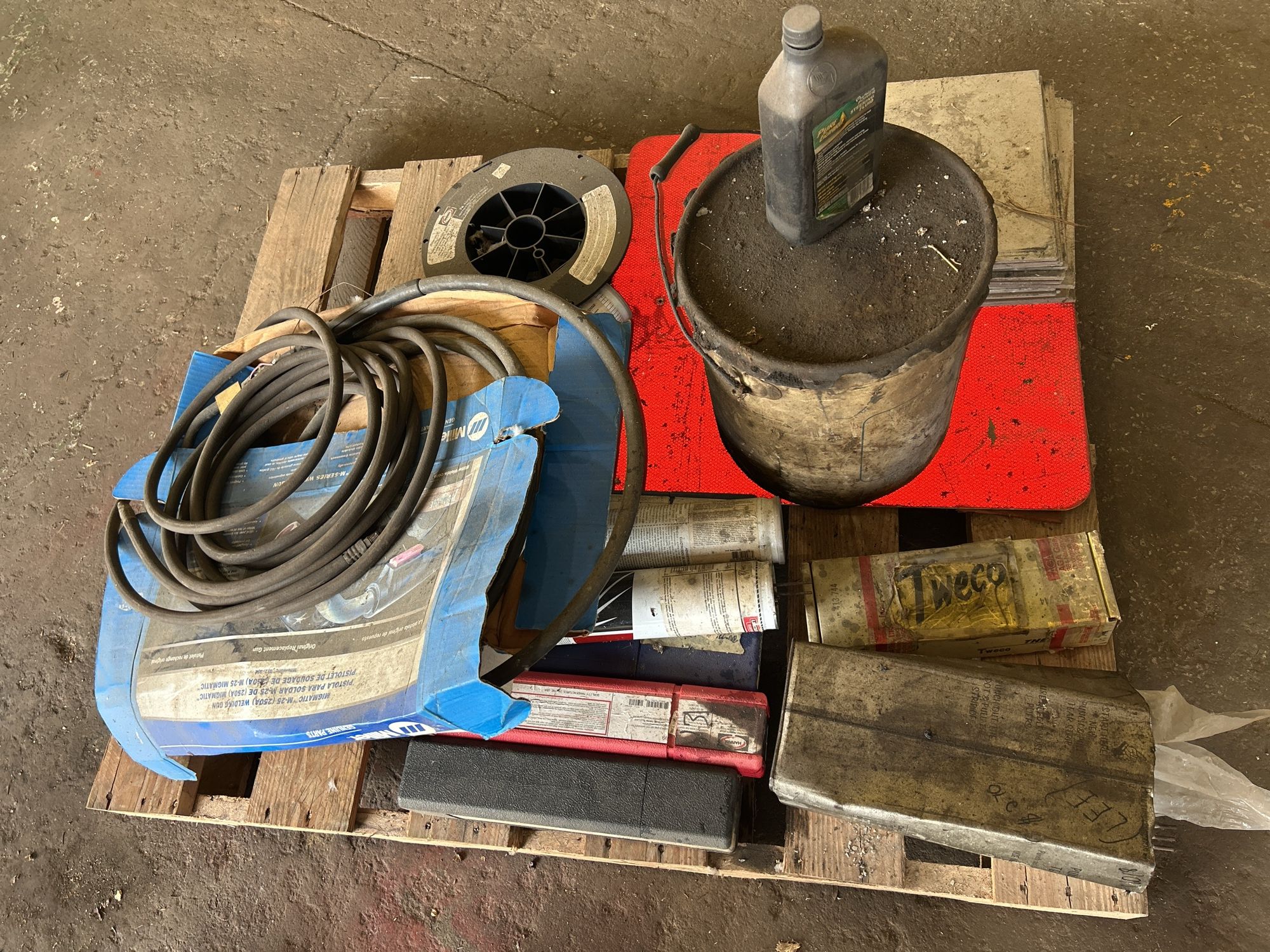 Lot image 1