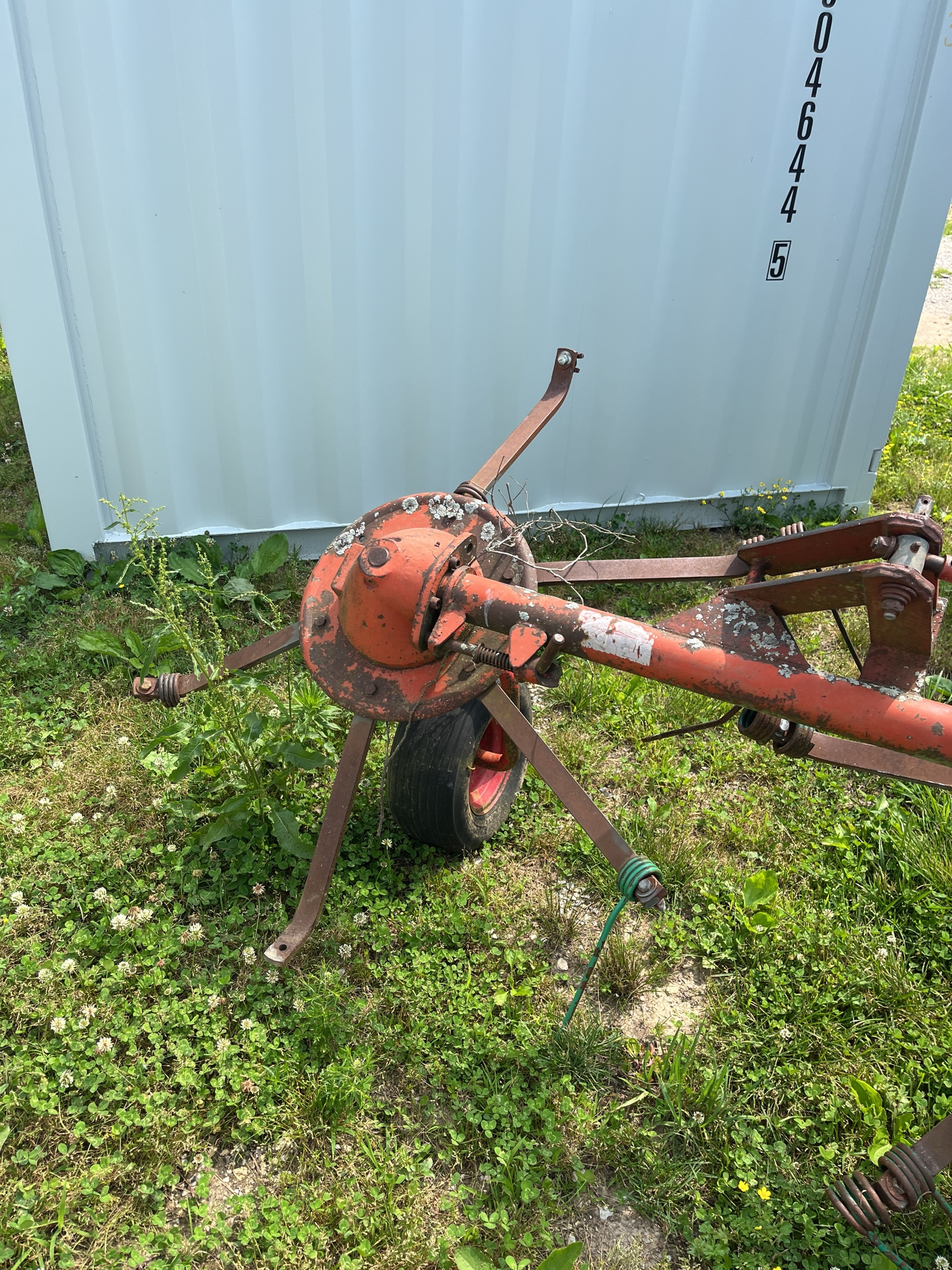 Lot image 8