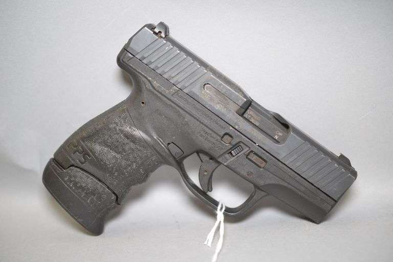 Walther PPS Pistol In 9x19MM Caliber,