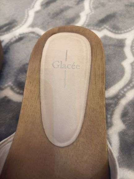 GLACEE SIZE 8M LEATHER UPPER  MADE IN BRAZIL