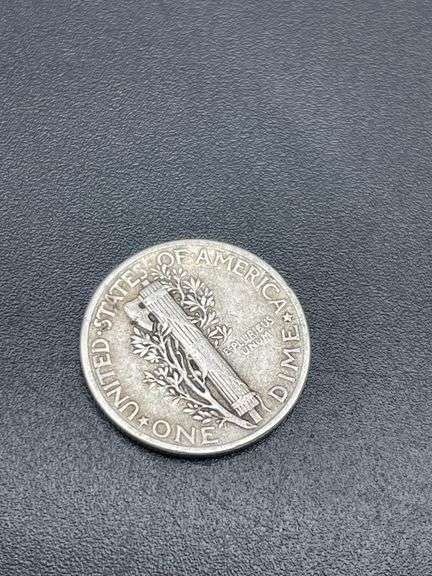 TWELVE MERCURY DIMES