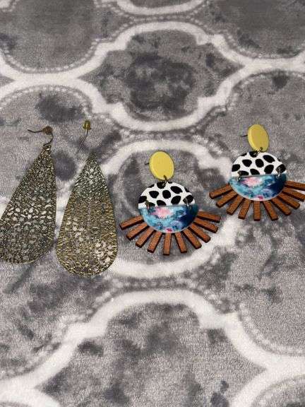 TWO PAIRS OF EARRINGS image