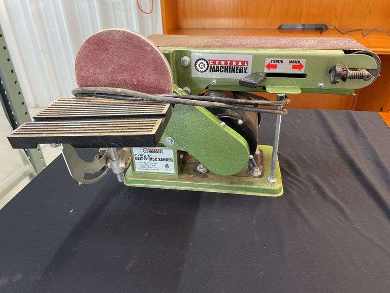 Central Machinery 4" x 36" Belt & 6" Disc Sander image