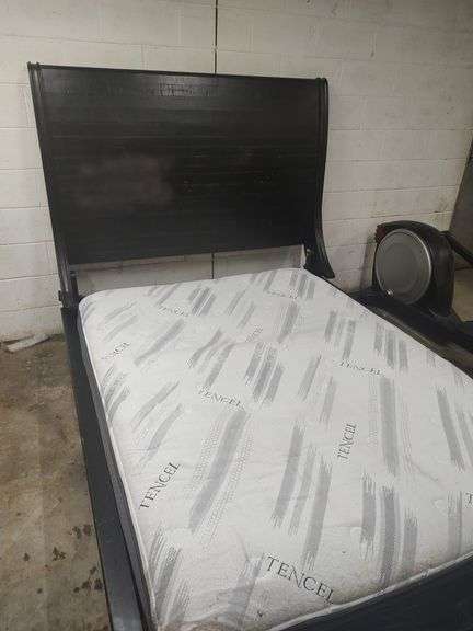 QUEEN SIZE FARMHOUSE STYLE BED - HEADBOARD WITH FOOTBOARD AND RAILS AND SLATS MATTRESS WILL BE GIVEN TO BUYER IF WANTED