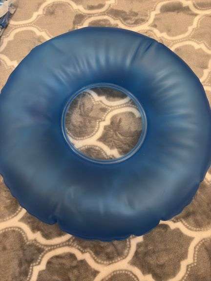 CAREX BLUE INFLATABLE VYNYL CUSHION image
