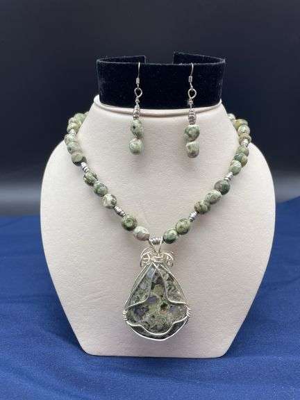 Green Stone Bead Necklace and Earring Set image