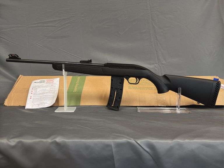 EVC4609766 Mossberg INTL 702 Plinkster .22 Caliber Rifle