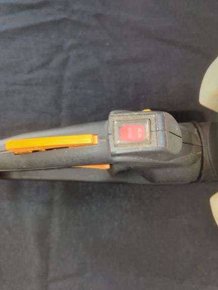 Poulan Pro PR 2322 Gas Powered Hedge Trimmer