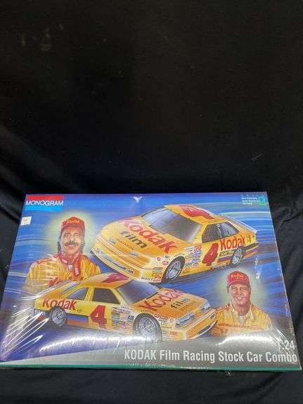 Monogram Kodak Film Racing Stock Car Combo 1:24 Scale Model Kit