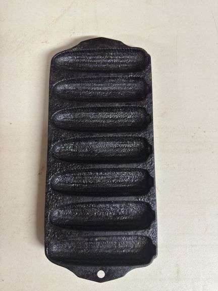 Griswold No. 273 Cast Iron Cornbread Pan image
