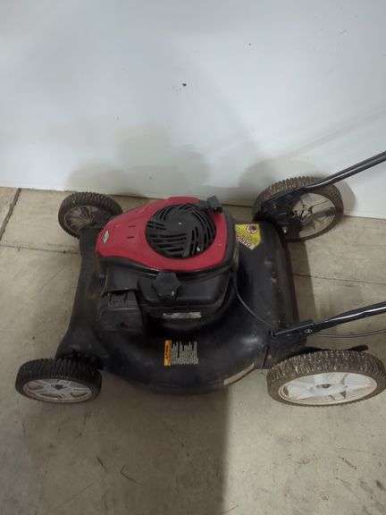 Murray 21" Walk Behind Lawn Mower with Briggs & Stratton Engine