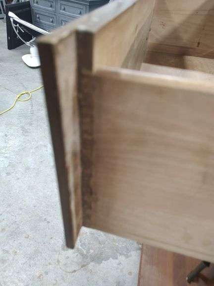 4 DRAWER CHEST - 32X18X,49