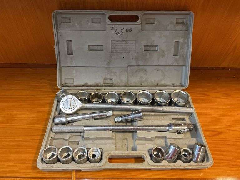 21 Piece Socket Wrench Set image