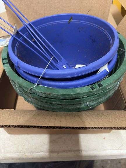 NUMEROUS PLASTIC FLOWER POTS image