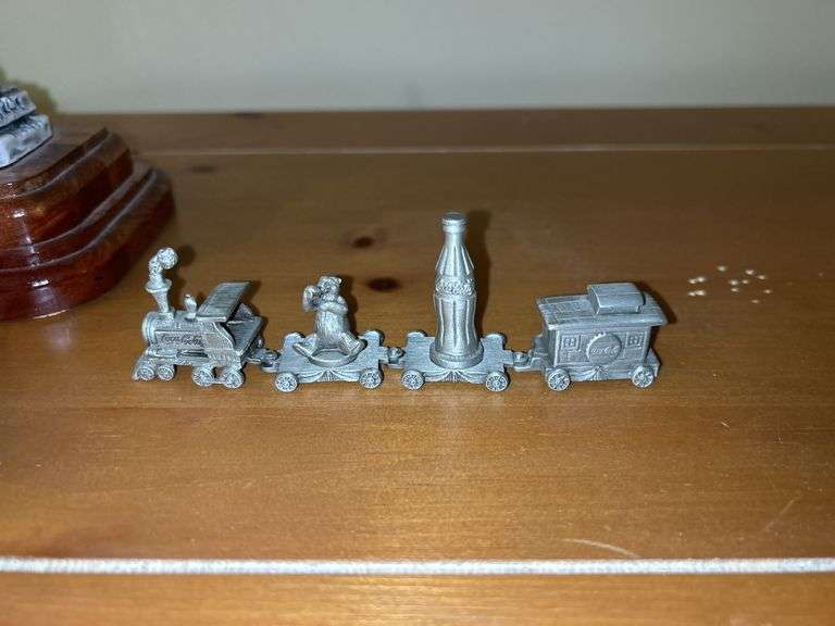 Train, CSX Locomotive Pen Holder, and Pocket Knife