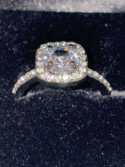 SIZE 6.5 ENGAGEMENT RING image