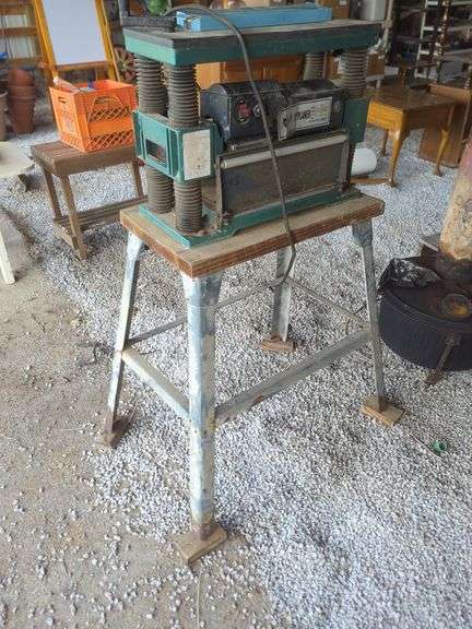 Grizzly G1017 12" Planer - Woodworking Tool image