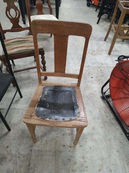 8 CHAIRS - NON MATCHING
