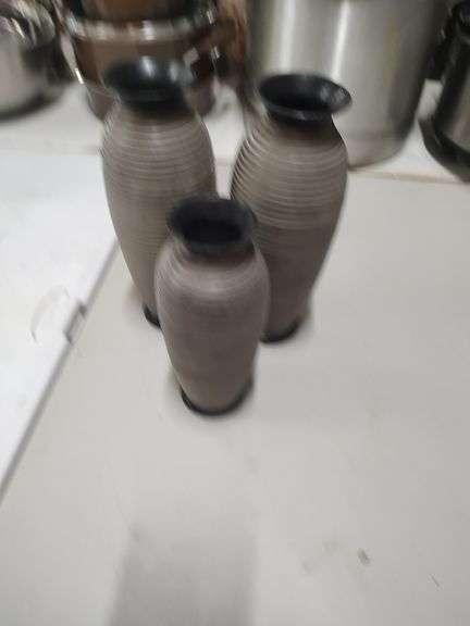 3 DECORATIVE VASES