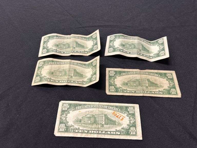 Group of Ten Dollar Bills