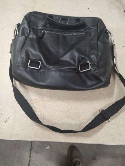 BLACK LEATHER PURSE