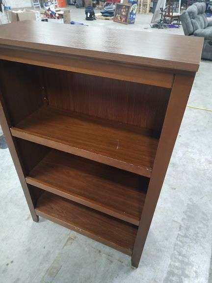 3 SHELF BOOKCASE - 31X14X48