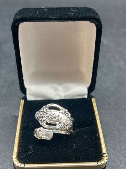Sterling by Oneida Silverware Spoon Ring, Size 8 image
