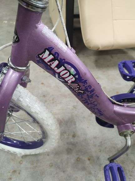GIRLS 16 INCH HUFFY MAJOR FLIRT BICYCLE WITH TRAINING WHEELS