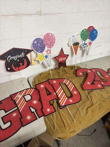 BOX OF GRADUATION YARD DECORATIONS image