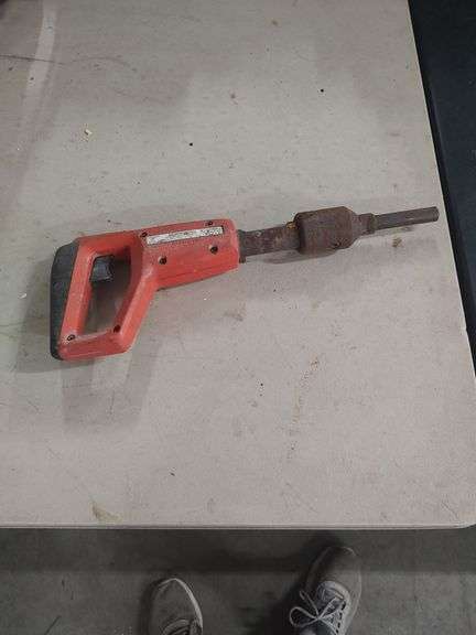REMINGTON POWDER ACTUATED TOOL RUSTY image