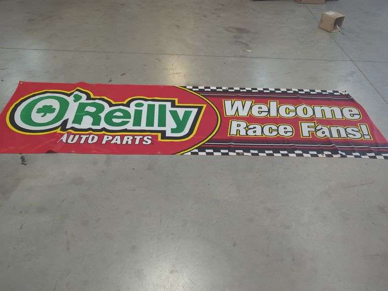O'Reilly Auto Parts "Welcome Race Fans!" Banner image