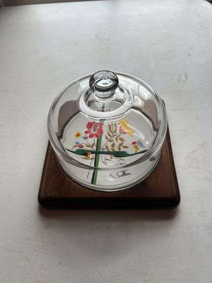 Saltora 1981 Floral Cheese Dome and Wood Base image