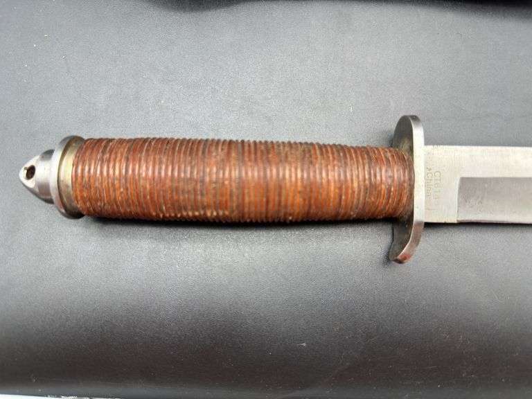 Fixed Blade Knife with Leather Handle and Sheath