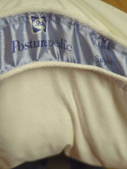 Beautyrest Heated Blanket and Pillows Lot