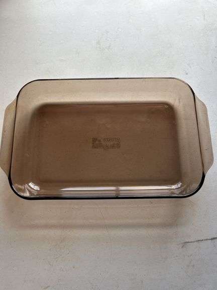 Vintage Pyrex Amber Glass Baking Dish - 13x9x2 image