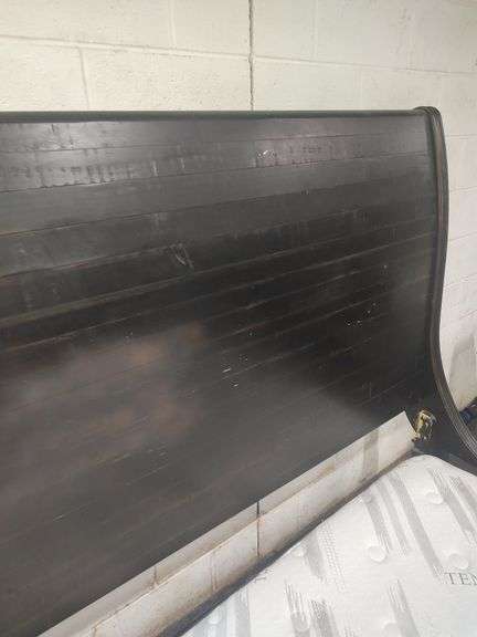 QUEEN SIZE FARMHOUSE STYLE BED - HEADBOARD WITH FOOTBOARD AND RAILS AND SLATS MATTRESS WILL BE GIVEN TO BUYER IF WANTED