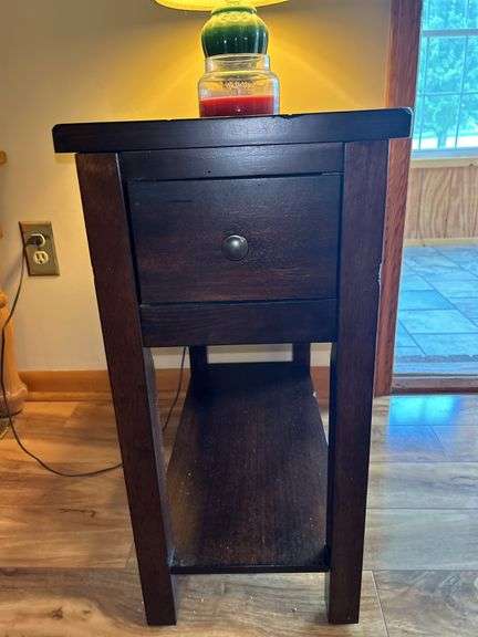 Dark Wood End Table with Candleberry Candle and Lamp