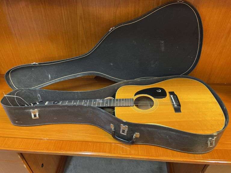 Epiphone FT-145 Texan Acoustic Guitar with Case image