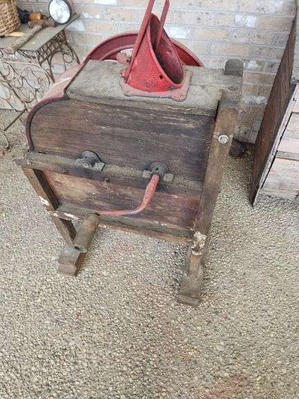 Early Corn Sheller image
