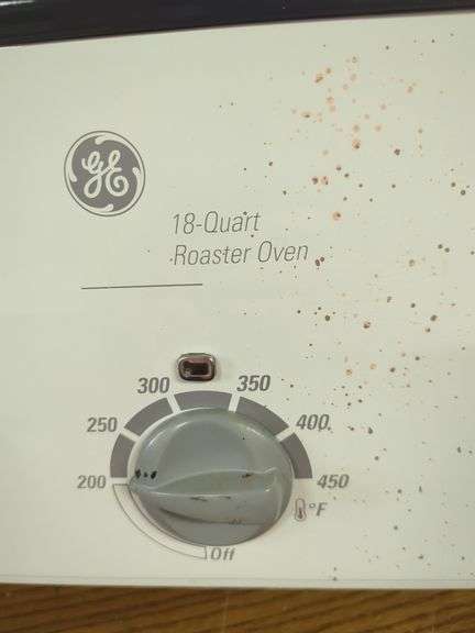 GE 18-Quart Roaster Oven and Cookware Lot