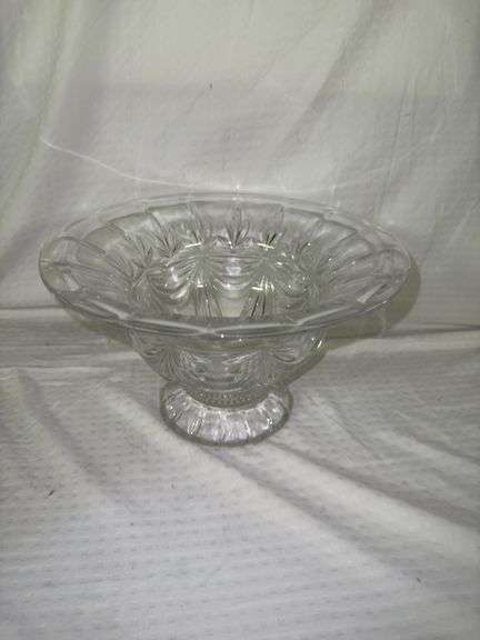 Crystal Centerpiece Bowl with Pedestal Base