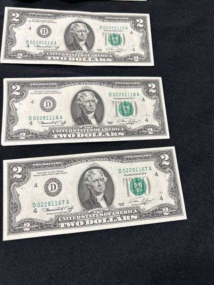 Lot of Twenty (20) Two Dollar Bills