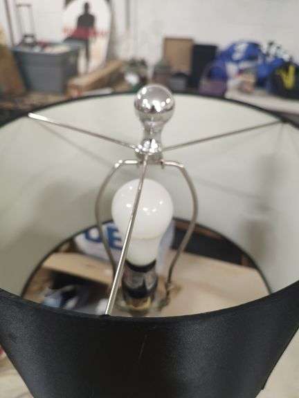 2 TABLE LAMPS WITH SHADES - 26 INCHES TALL