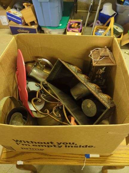 Mixed Lot of Home Decor and Collectibles